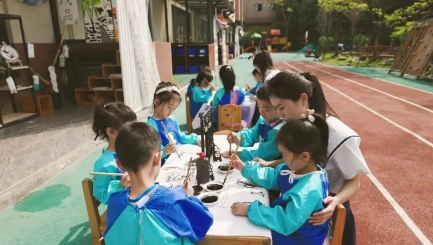 香港最准最快资料刘伯温白小姐期期准准,金赛纶去世背后不为人知的秘密,全面解答解释落实_开发版V4.90
